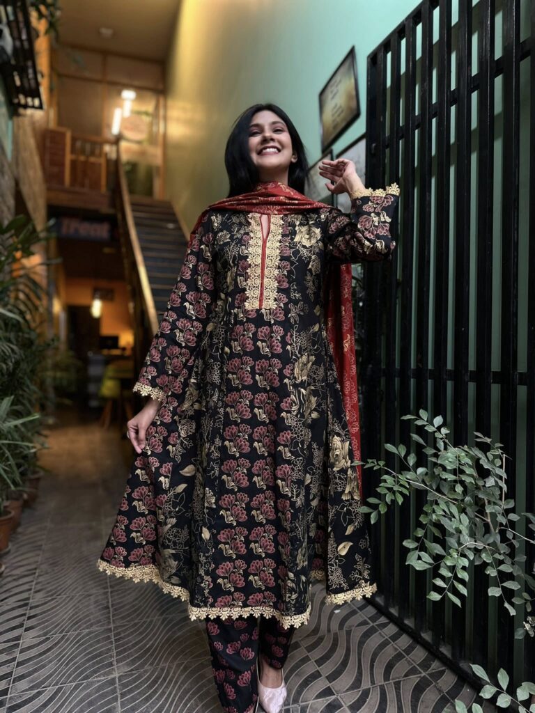 Anarkoli round dress .Dupatta+ pant/shalwar/ pallazo